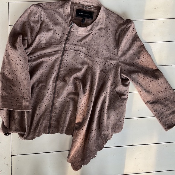 Authentic BCBG MaxAzria Faux Mocha Suede Jacket. - Picture 13 of 13